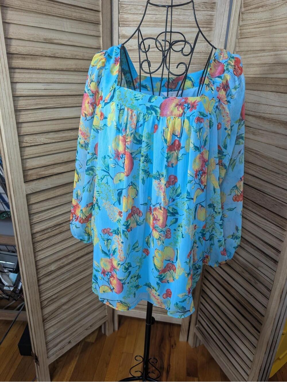 Lauren Conrad Size L Floral Square Neck 3/4 Sleeves LIned Pullover Blouse